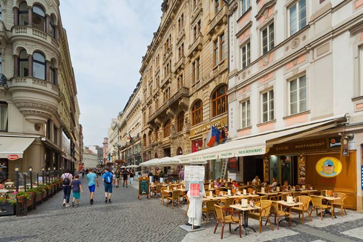 Destinacija Prag, od Beograda udalj…